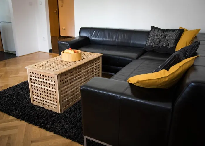 Apartman Poruba Street View